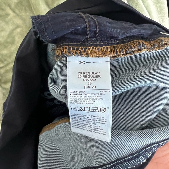 Gap maternity Jeans in size 29 - Picture 4 of 4
